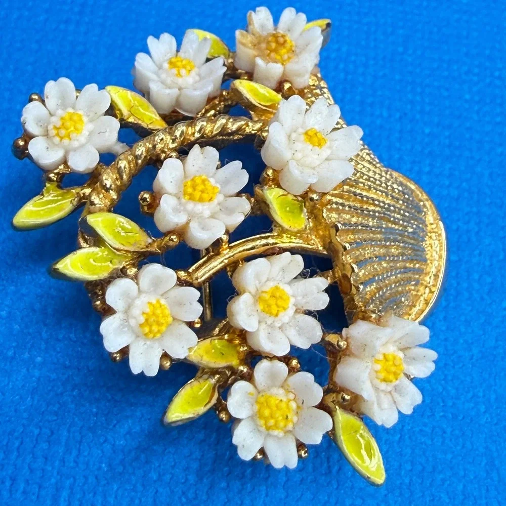 Arthur Pepper Flower Basket‎ Brooch Enamel Gold Tone Floral Mid Mod MCM